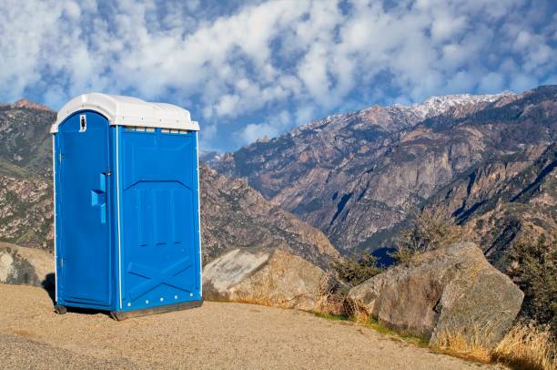 Portable Toilet Options We Offer in Auburn Lake Trails, CA